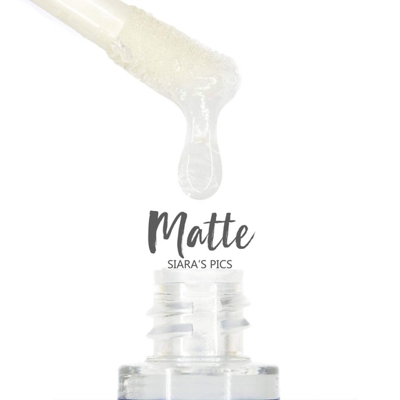 LipSense Moisturizing Gloss - Picture 4 of 6